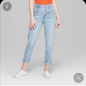 Wild Fable High Rise Button Fly Pleated Front Tapered Leg Mom Jeans Lighter Wash